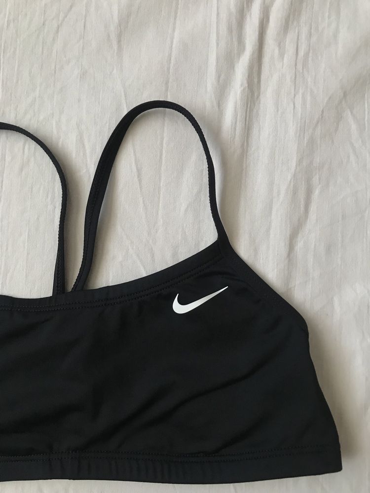 Чорний купальник Nike