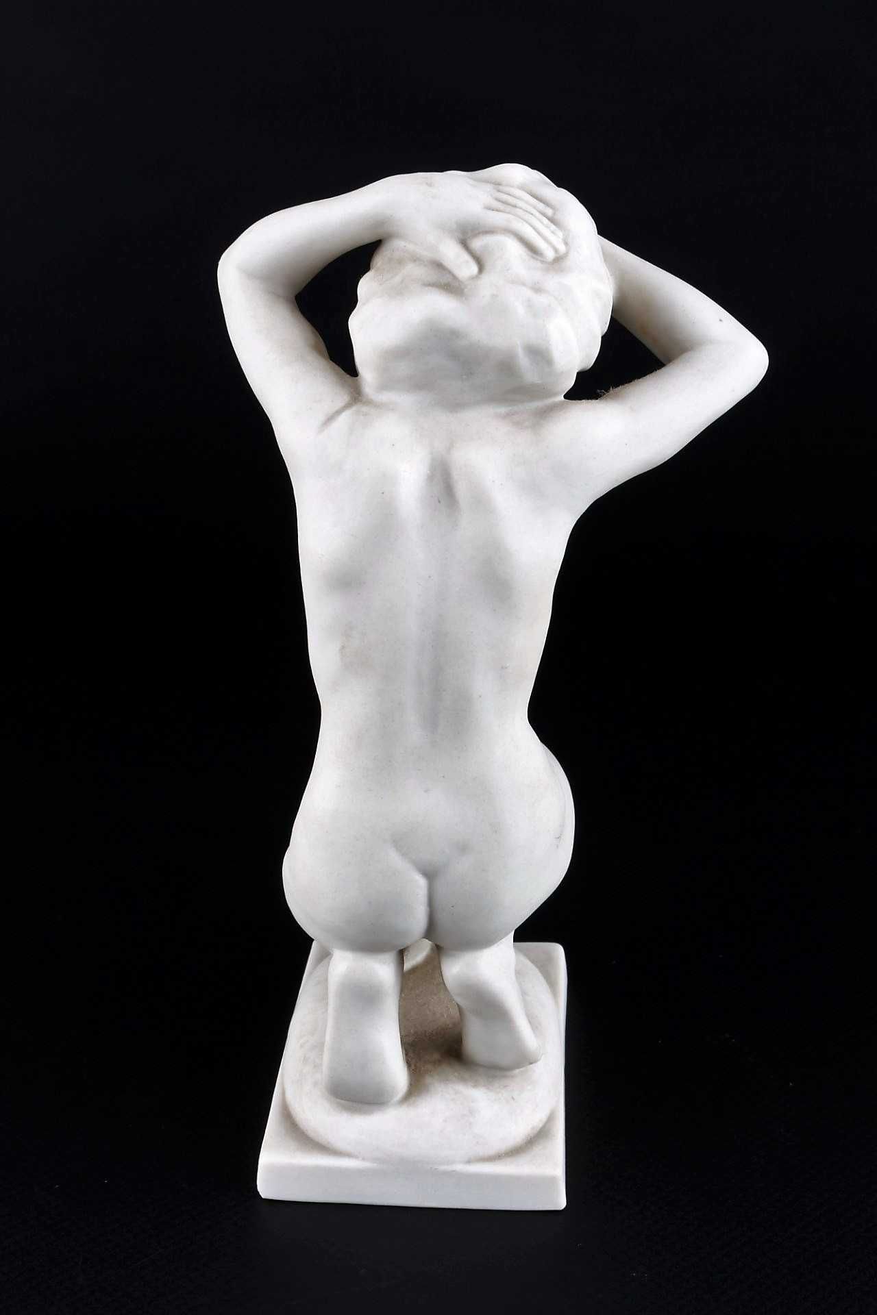 Porcelana Hutschenreuther figura akt kobiety