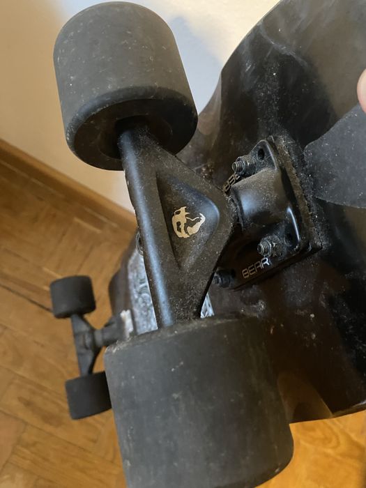 Skate Landyachtz cruiser