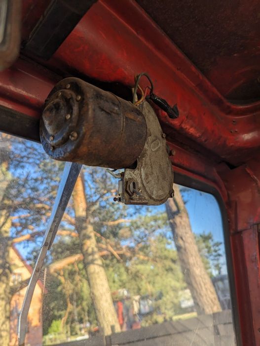 МТЗ моторчик дворника Кабина МТЗ кабіна склоочисник МтЗ