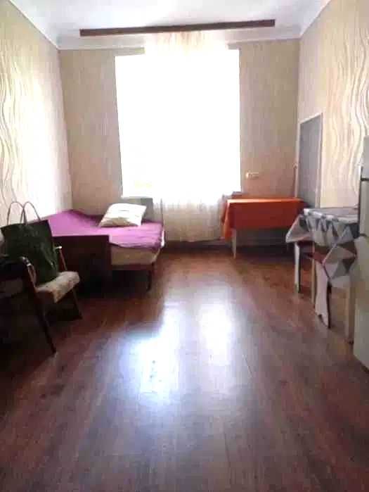 Здам в оренду кімнату в гуртожитку на Новій Дарниці.