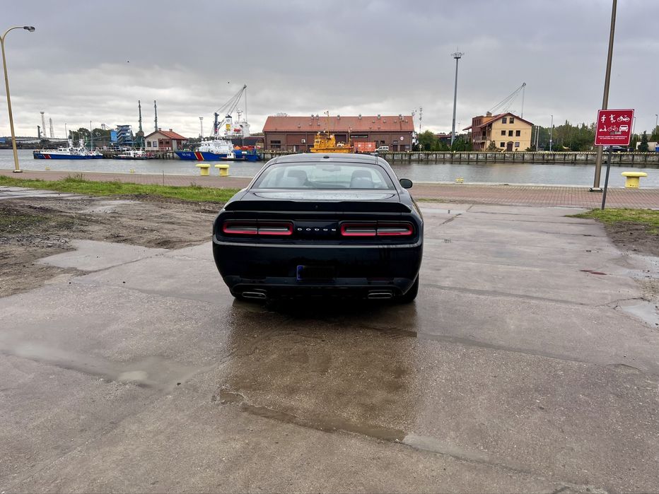 Dodge Challenger 3,6 SXT