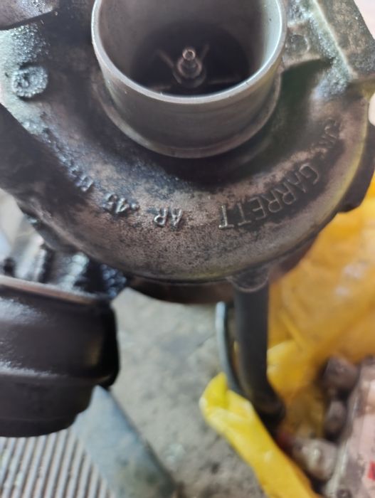 Турбина Гаррет есть люфт чуть продам как на фото все