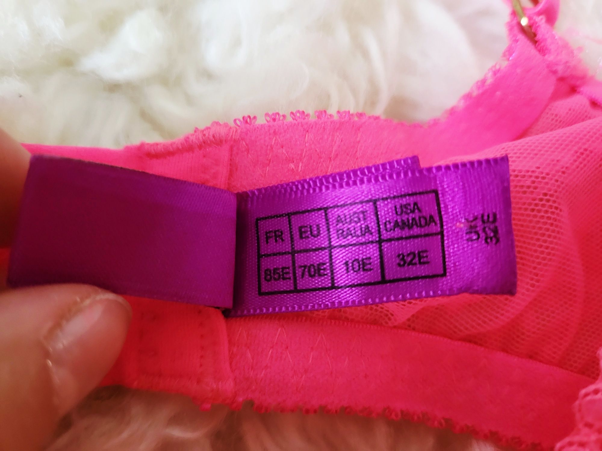 Agent Provocateur Sexy różowy neonowy koronkowy stanik 70E