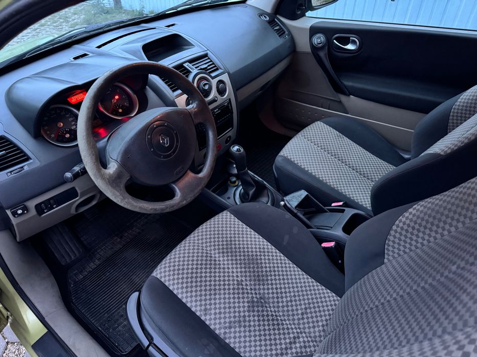 Renault Megane II 1.4 16V Benzyna + LPG, 2003 r. – Hatchback, 98 KM