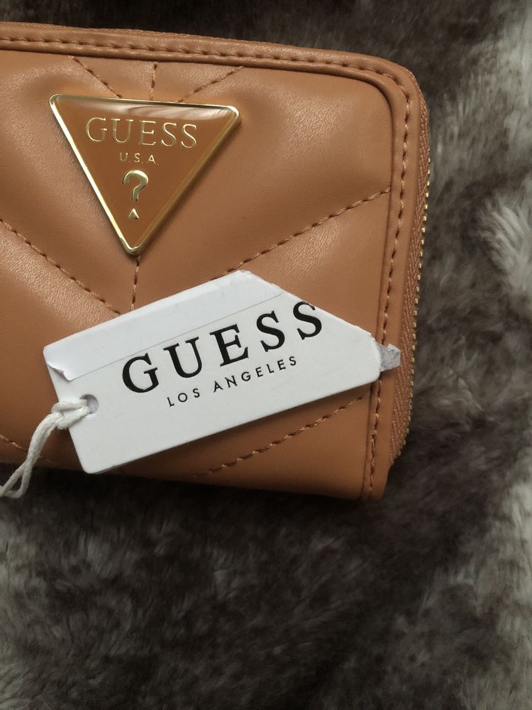 Carteira guess nova