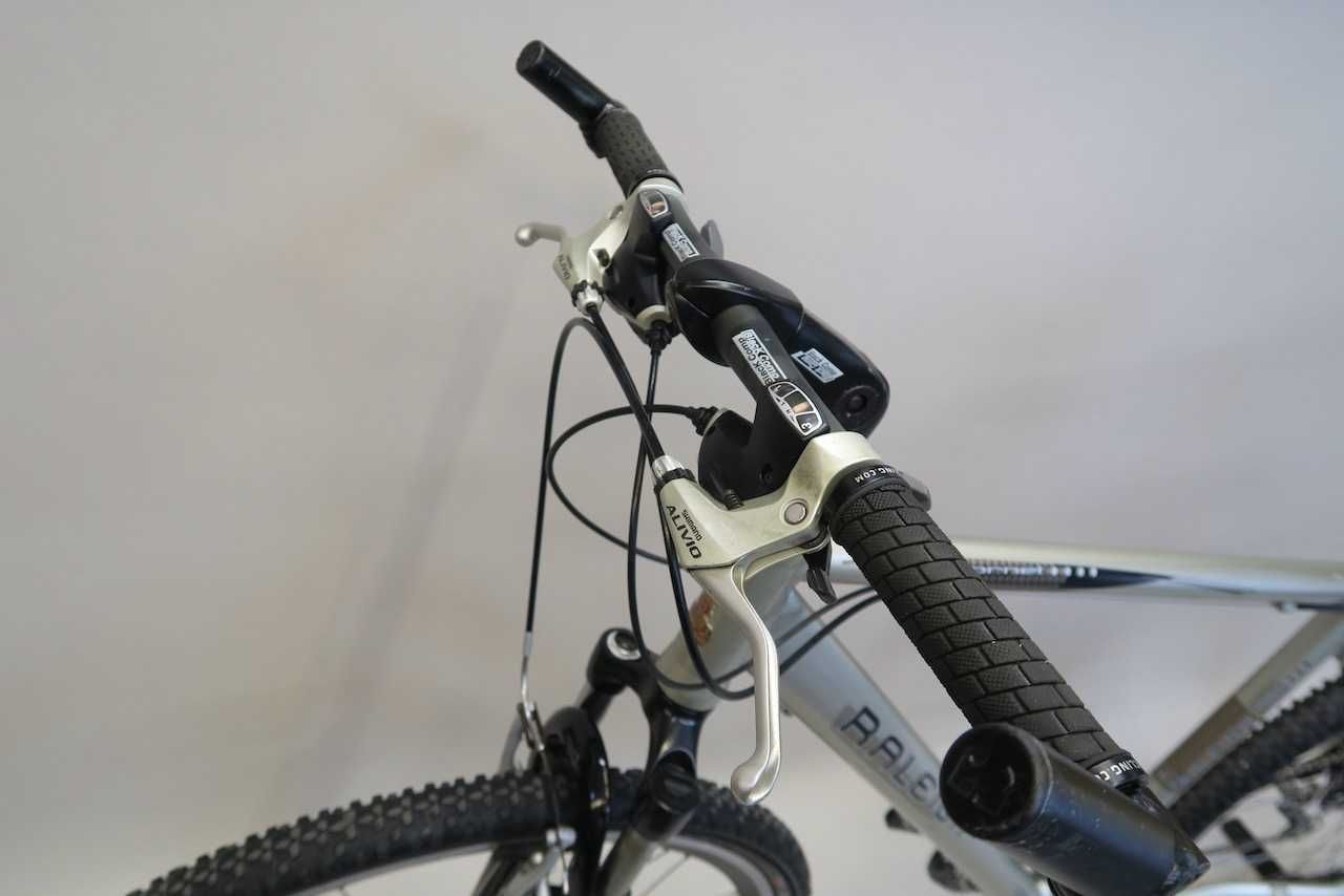 Unwersalny rower crossowy Raleigh Hornet Alivio LX