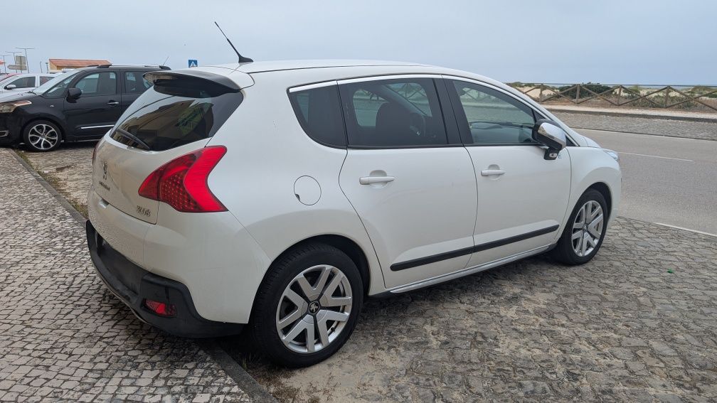 Peugeot 3008 2.0 HDi Hybrid4 Automático