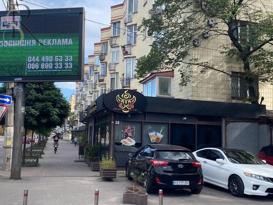 Оренда фасадного приміщення пр. Берестейський , без %