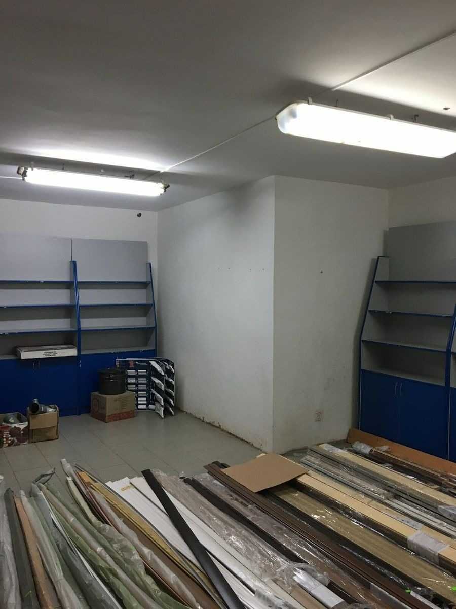 Сдам в оренду комерцiйне примiщення(магазин)в м.Мена,площа 635 кв.м