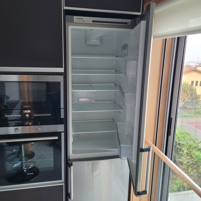 Combinado Siemens KG39SA70/04 a trabalhar, semi avariado