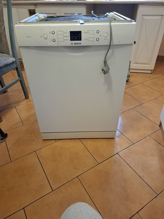 Zmywarka  60 cm  w dobrym stanie