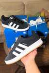 Czarne, codzienne buty w rozmiarze 38