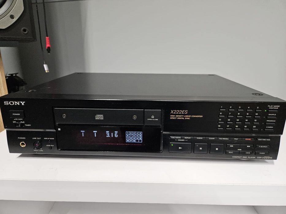 Odtwarzacz CD Sony CDP-x222Es