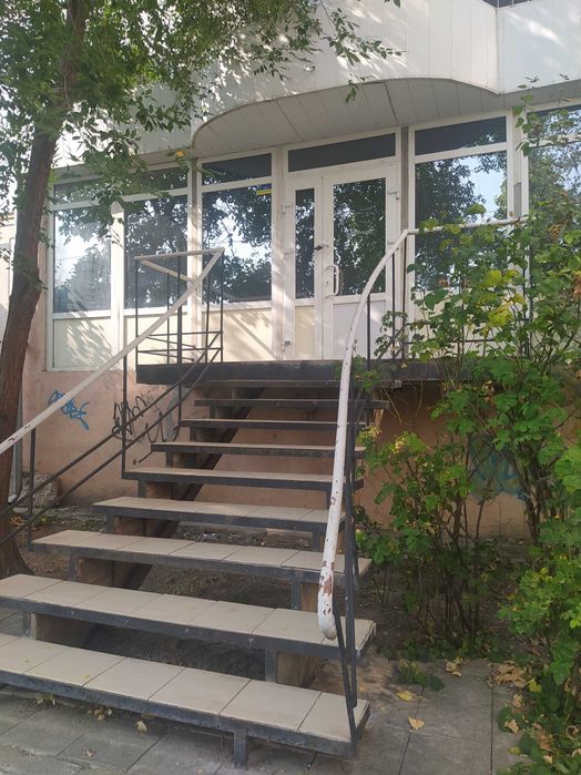 Помещение Намыв 1/9, 2 к.40 кв.парадный вход,нежилой фонд,сигнализ.