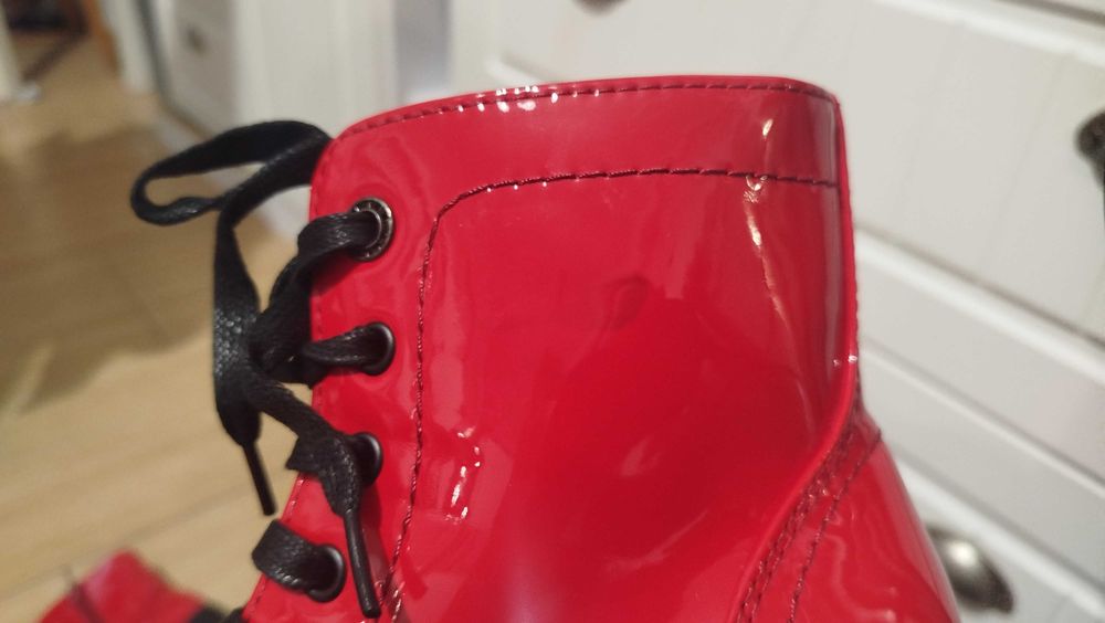 Botki lakierowane czerwone roz.41