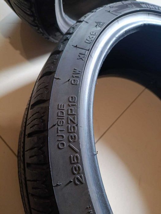 Пара шин б/у 235/35R19 91W (ZR) XL Nankang  Winter Activa SV-55