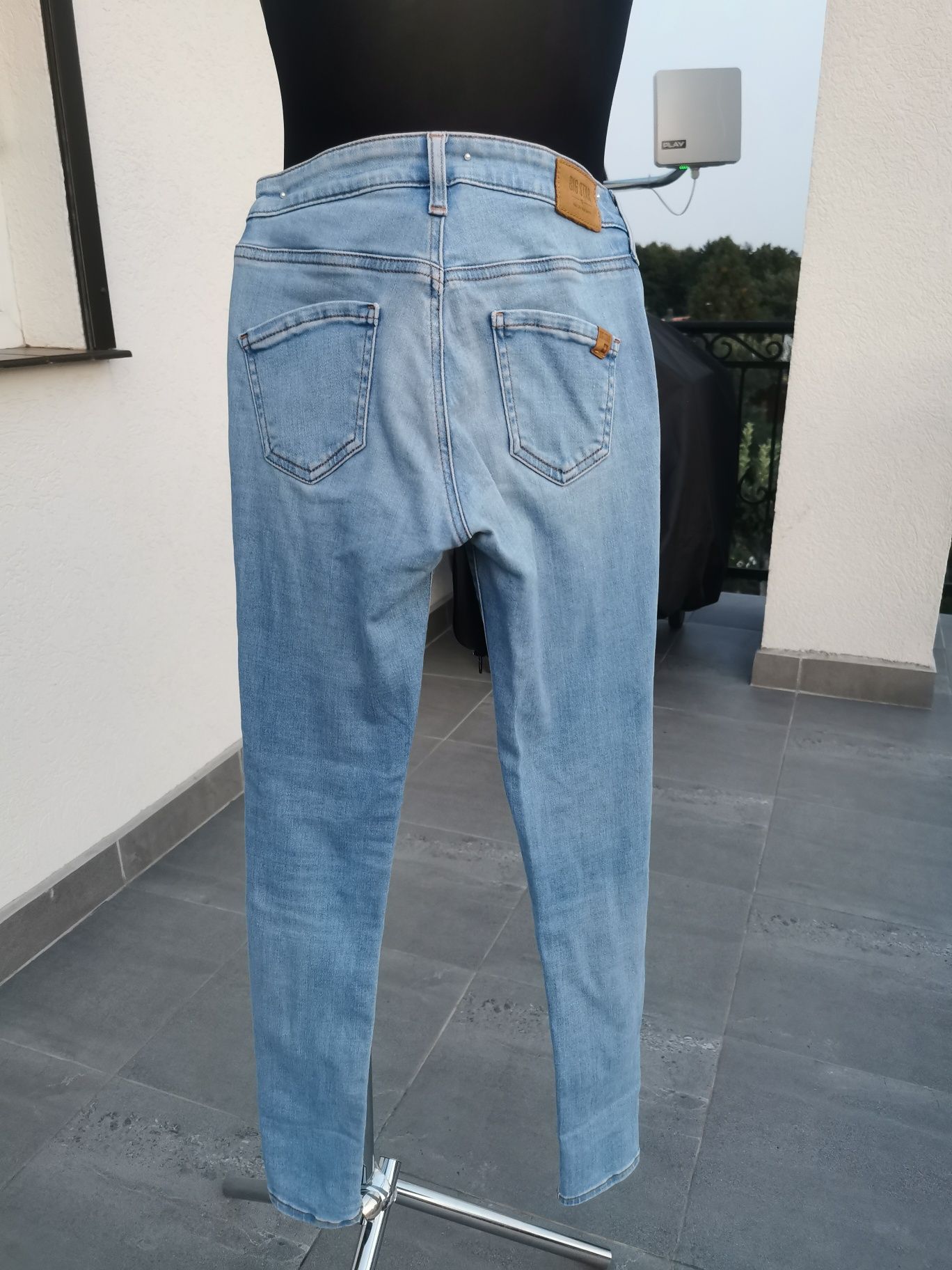 Spodnie jeans fit Big Star rozmiar 25