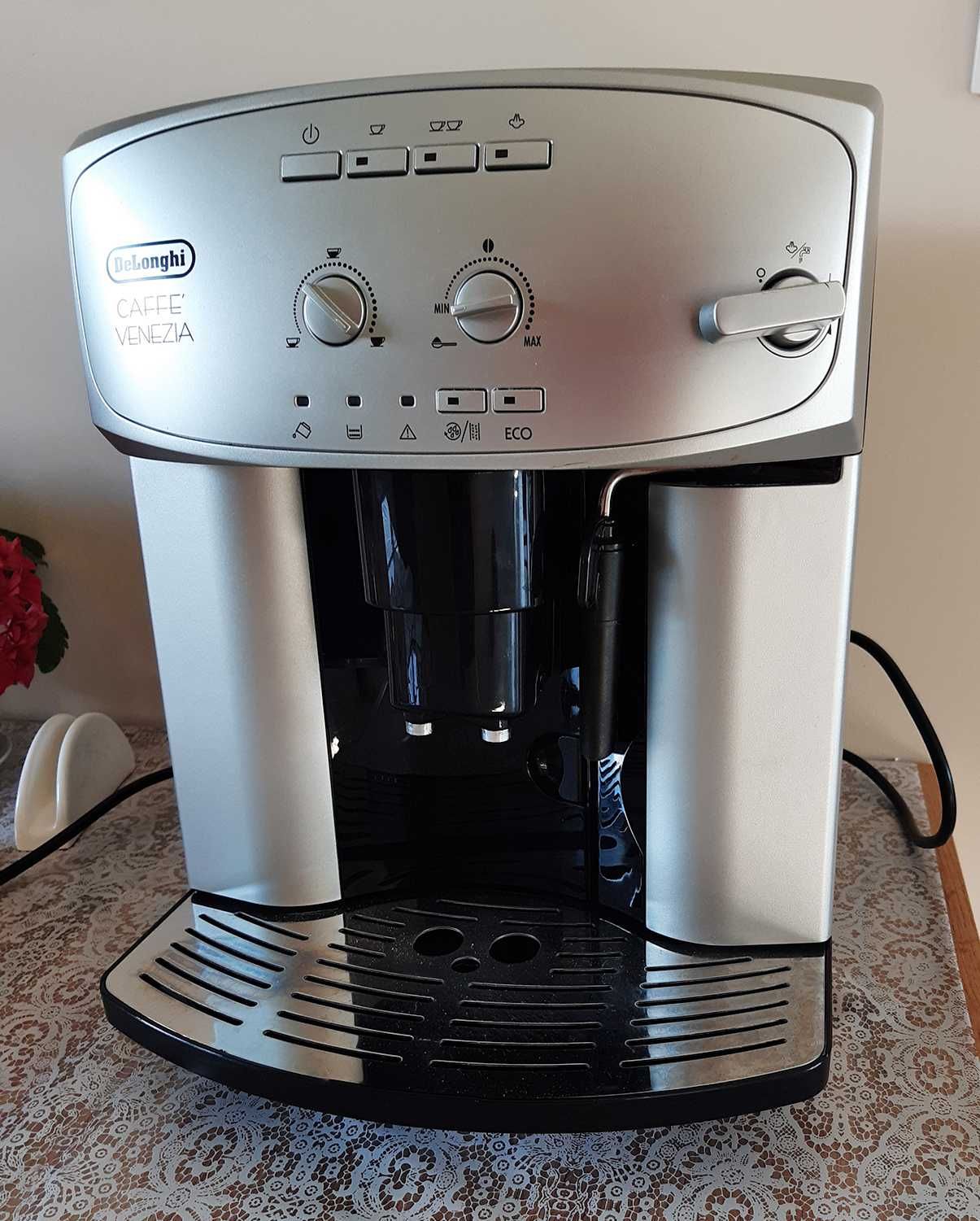 Ekspres De'Longhi Caffe Venezia ESAM 2200 Silver