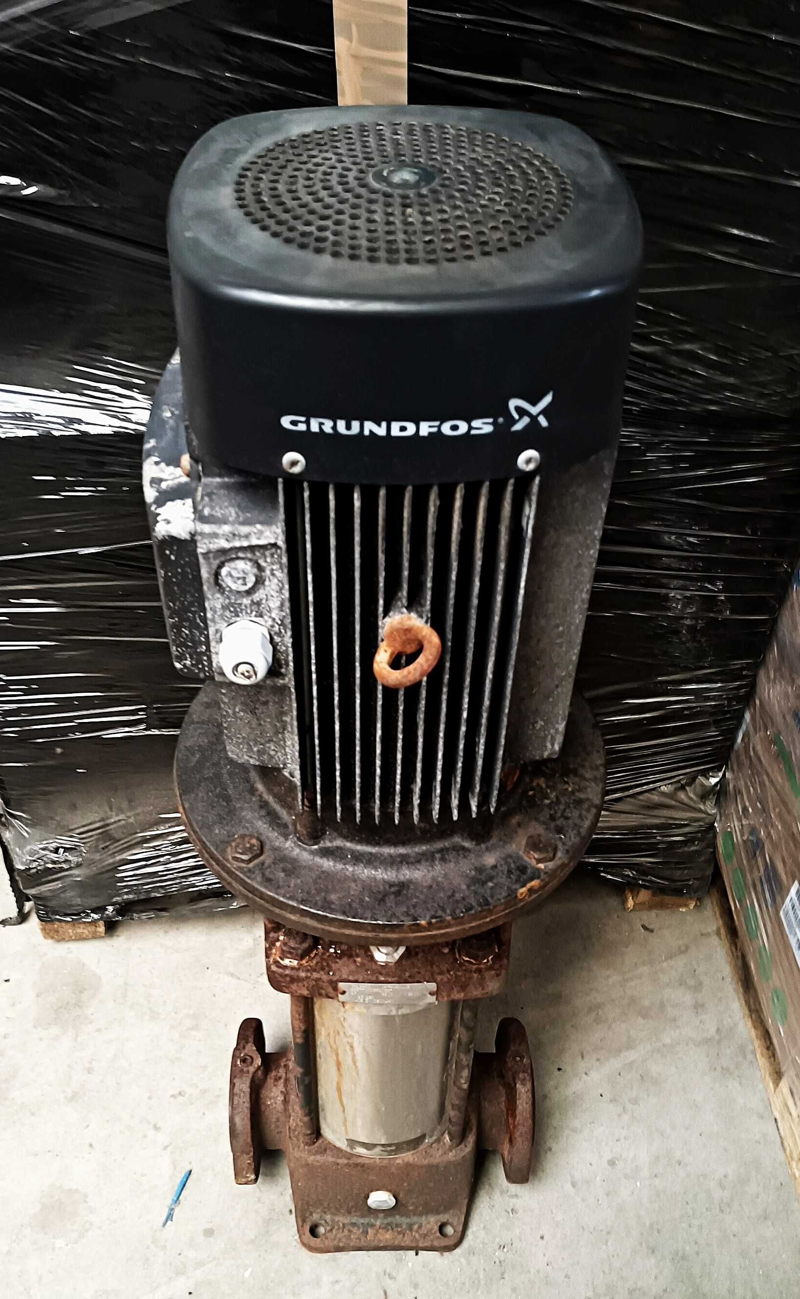 Pompa pionowa Grundfos CR16-60 A-F-A-AUUE       5,5KW