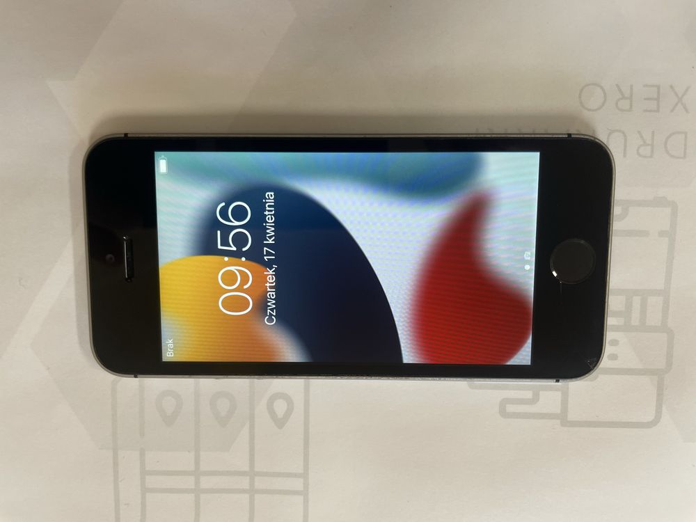 iPhone SE bez blokad