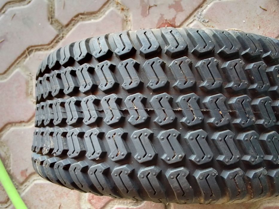 Opona do traktorka 13x5.00-6 WANDA