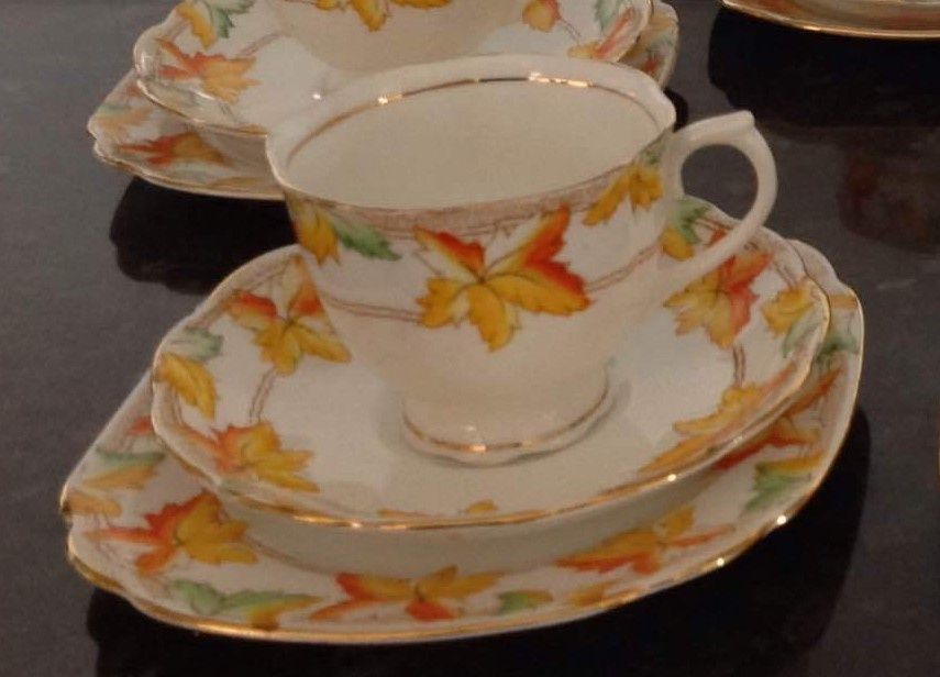 Antyk Royal Albert Klon Elegancka filizanka trio angielska porcelana