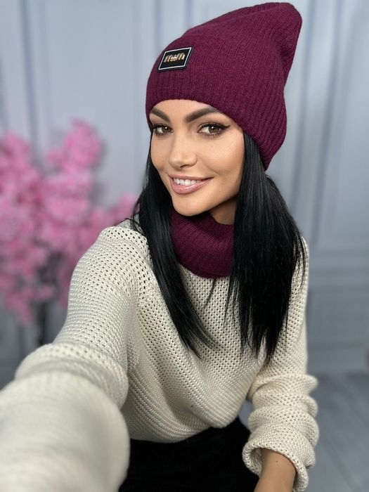 Komolet damski czapka i komin