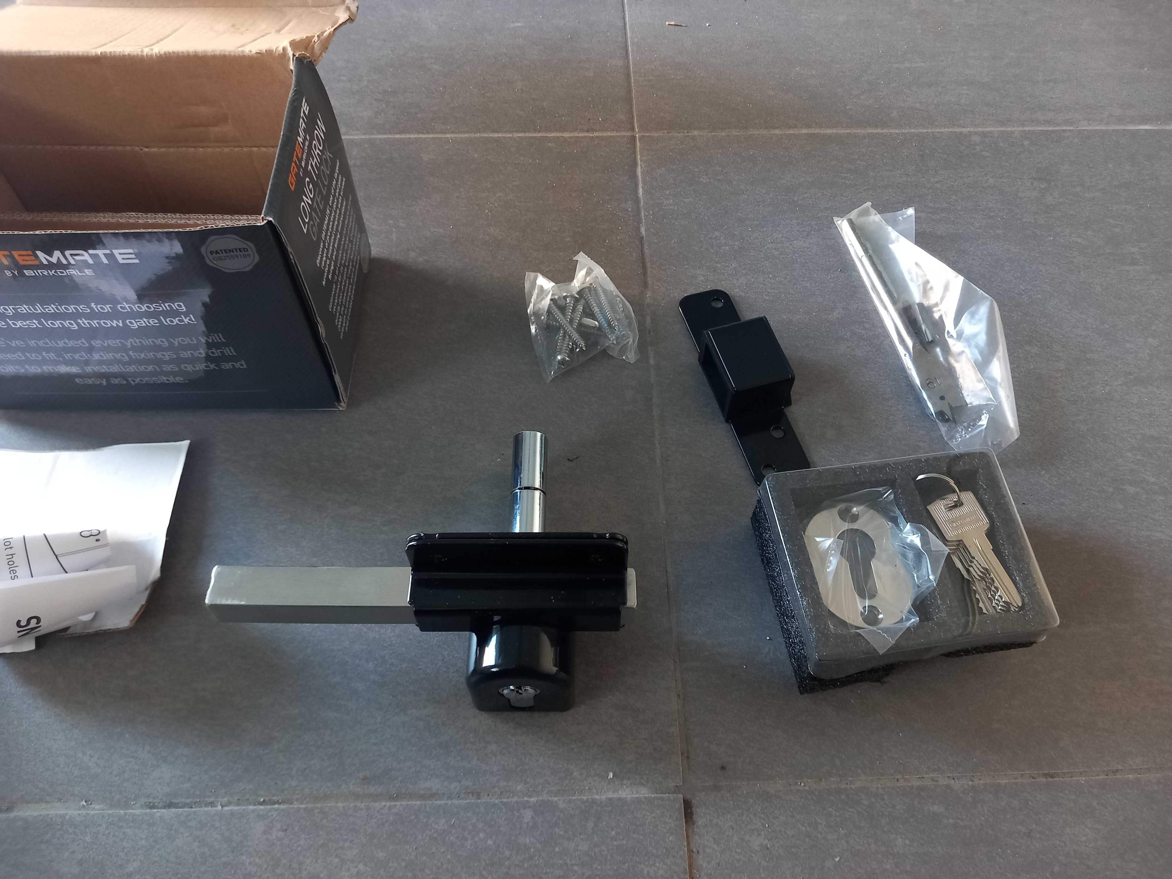 Zamek nawierzchniowy zasuwa 70 mm long throw lock