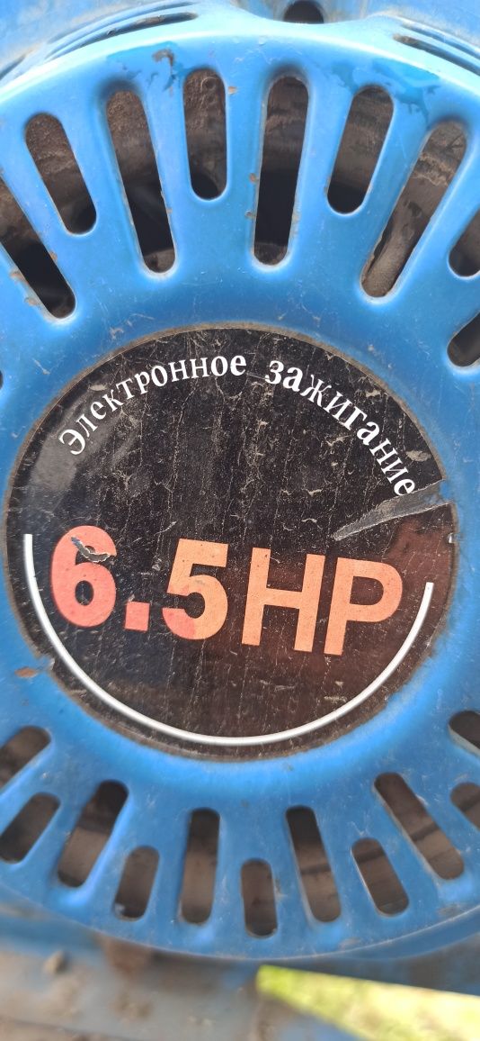 Продам мотоблок зубр 6 , бен.зин.