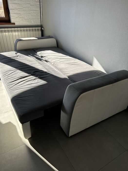 Sofa trzyosobowa z funkcją spania