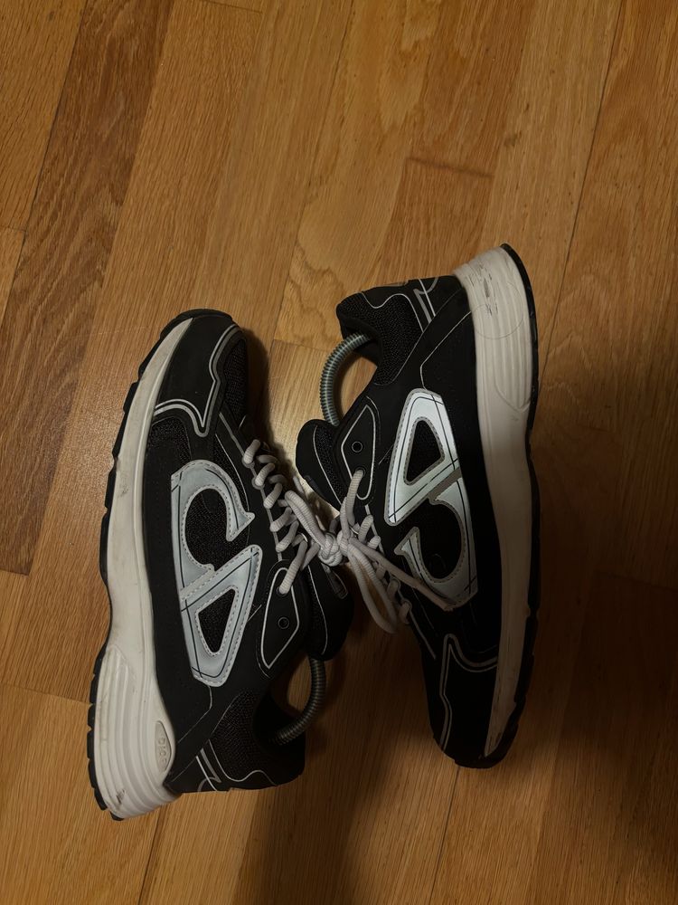 Tenis dior B30 43 com caixa e acessorios