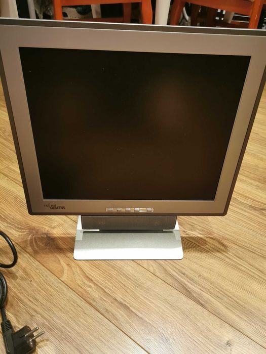 monitor simens LCD