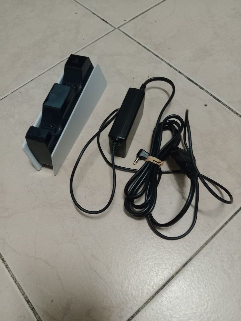 Carregador de comandos PlayStation 5