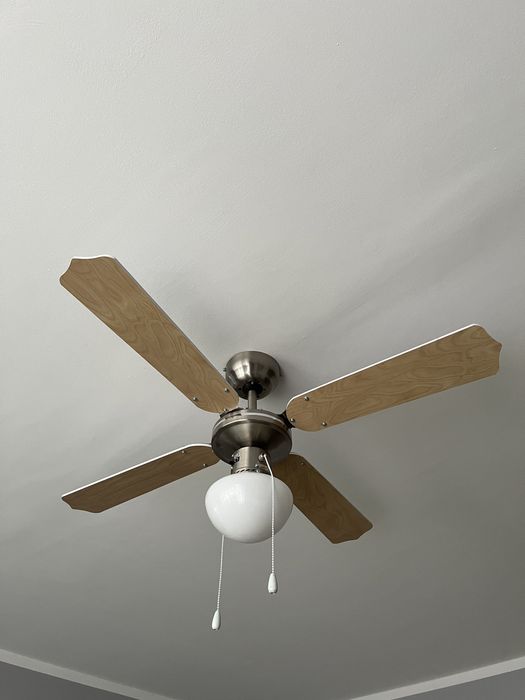 Lampa z wentylatorem duża / Wentylator sufitowy