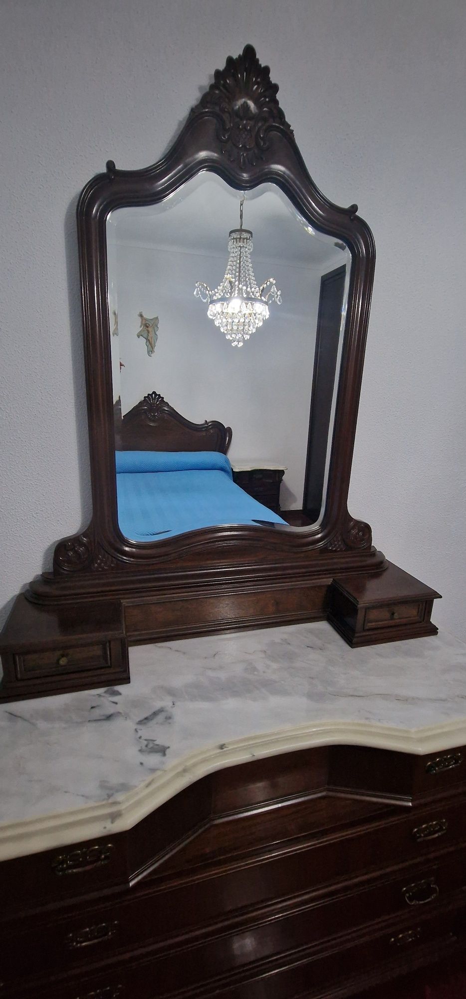 Quarto completo de mogno maciço