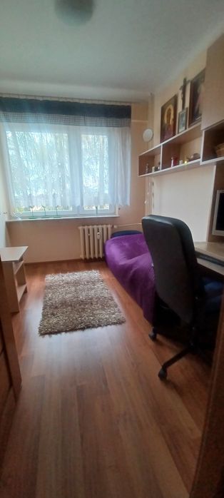 Sprzedam  mieszkanie  Miechów os. Sikorskiego z balkonem, widokowe
