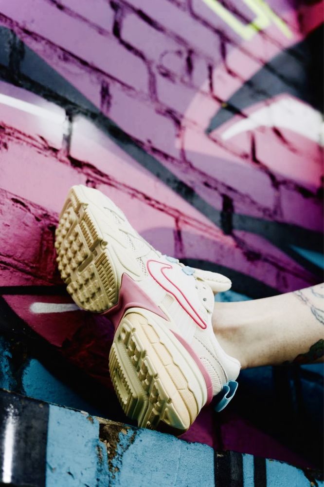 Nike run runtekk жіночі кросівки