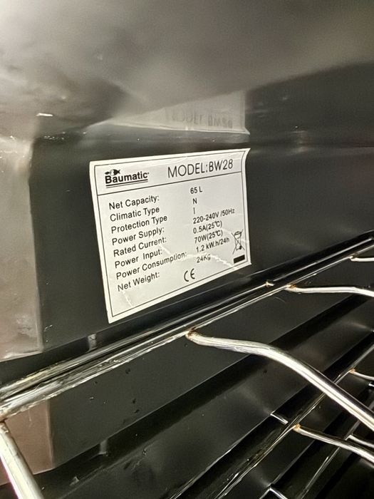 Винный шкаф Baumatic холодильник холодильный шкаф для вина