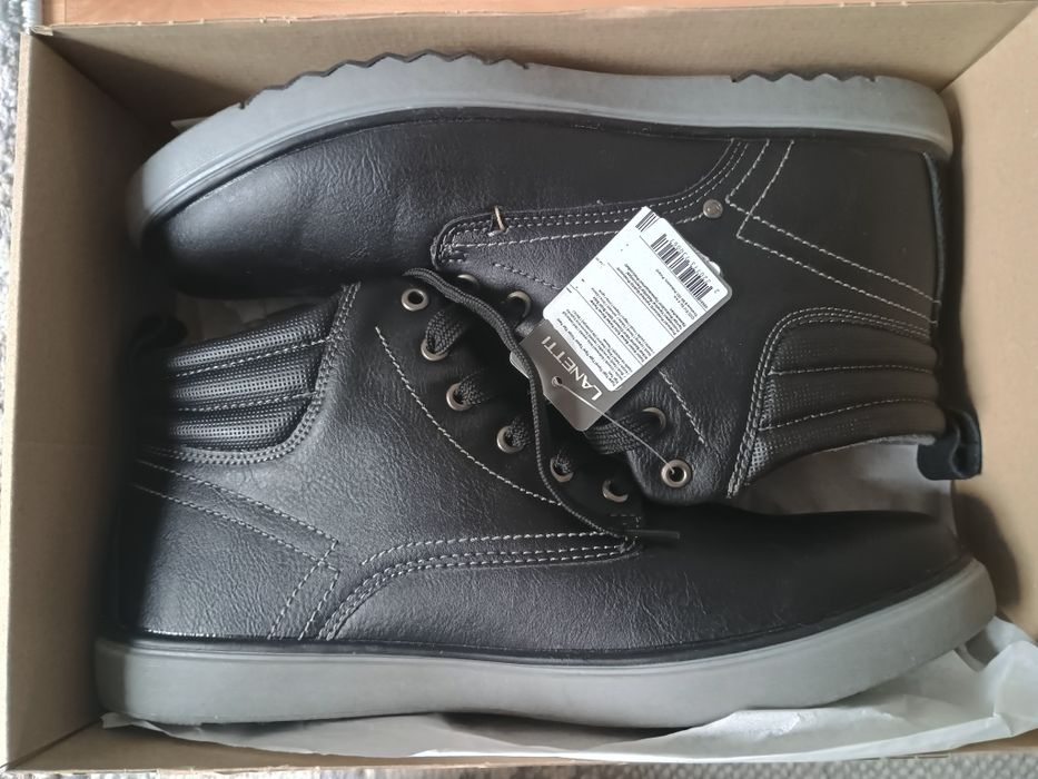 Buty trzewiki Nowe czarne wygodne rozm 45