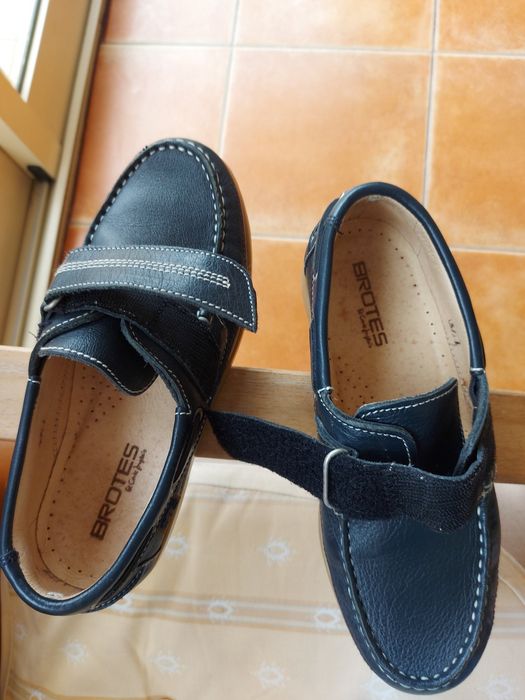 Sapato velcro azul