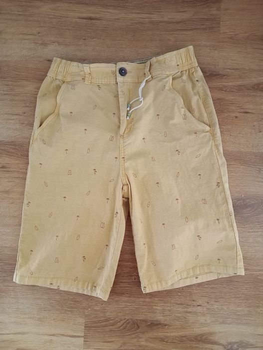 Spodenki chłopięce Reserved rozmiar 158