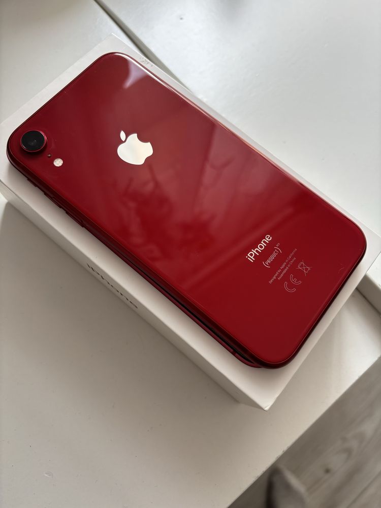 iPhone XR 64 GB Product Red – bardzo dobry stan