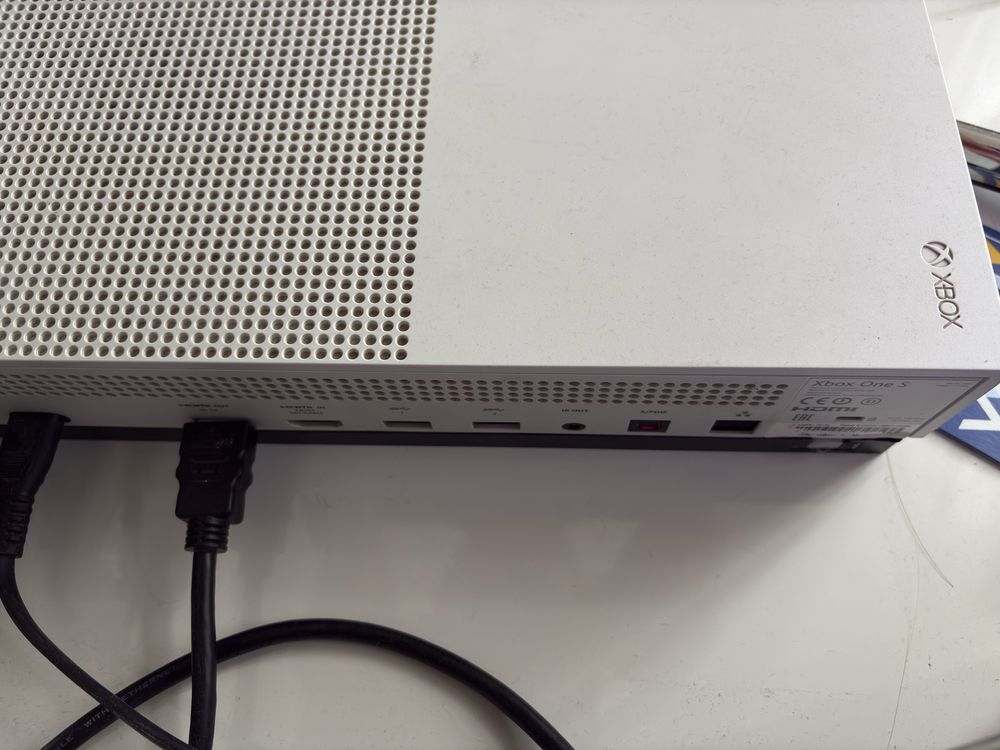 Xbox One S 500Gb