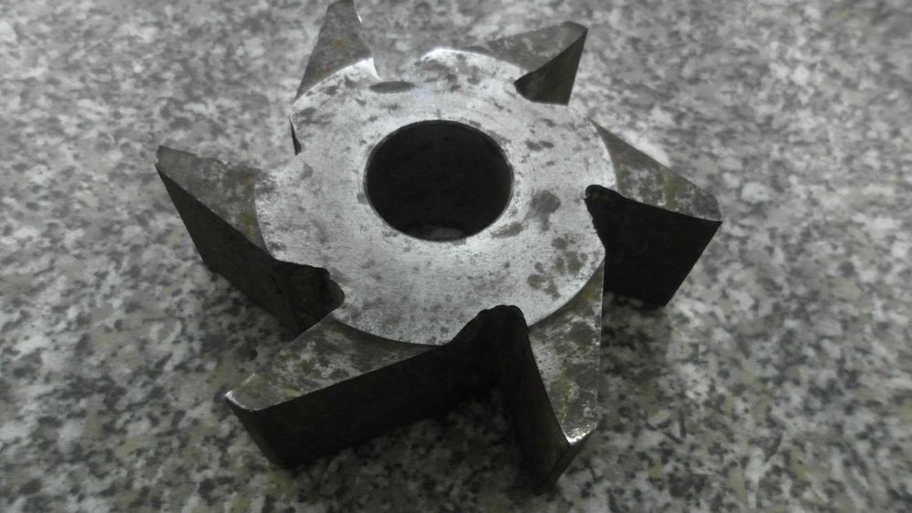 Фреза по дереву 130 х 45 х 32мм