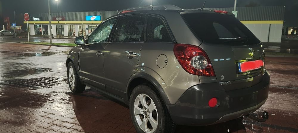 Sprzedam Opel Antara 2.4 z gazem 2008r