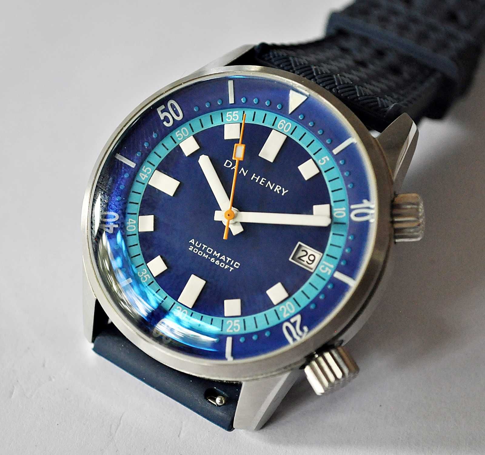 Piękny zegarek Dan Henry model 1970 ,Diver w automacie.