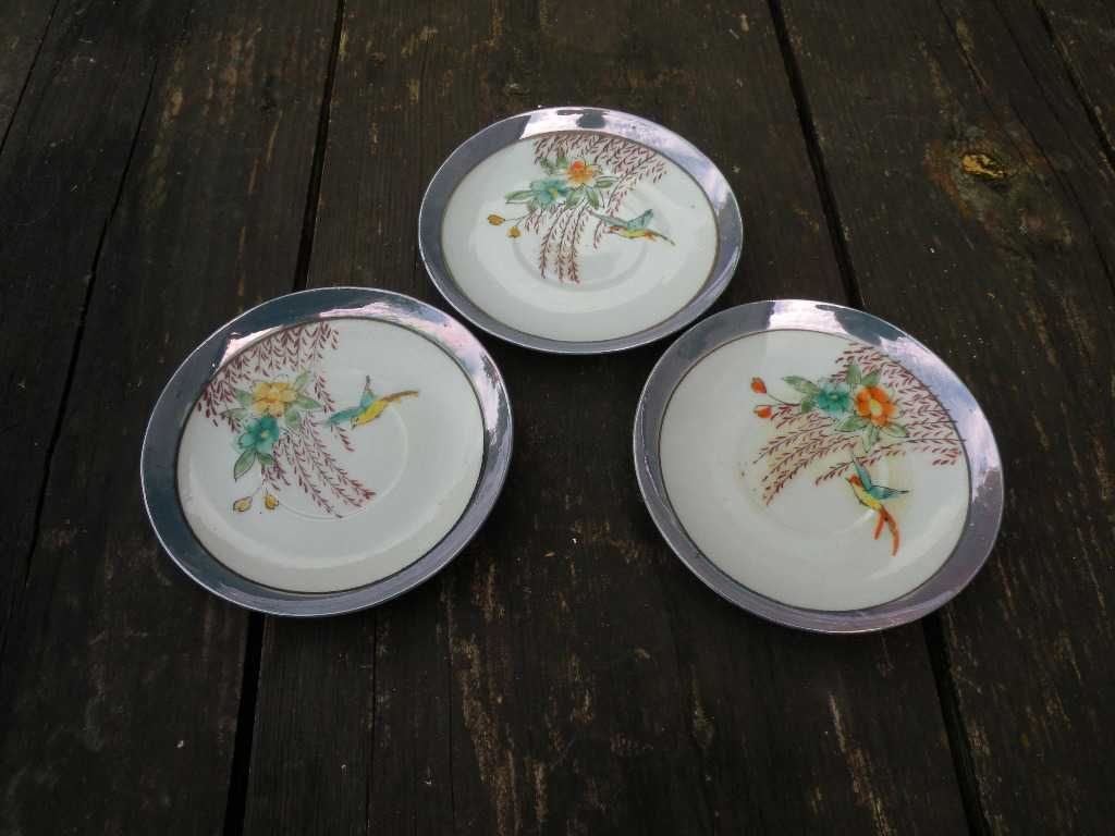 Japońskie porcelanowe talerzyki ręcznie malowane