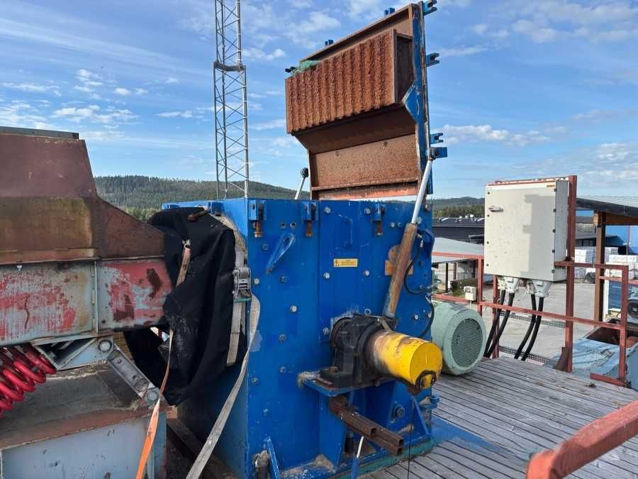 • Rozdrabniacz • Rębak przemysłowy RIV ROTOM 6 HMH-250 kW •