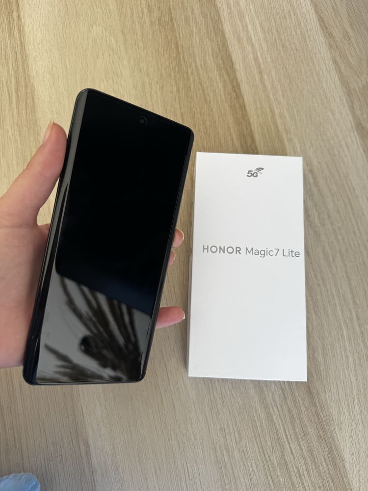 Honor Magic 7 lite